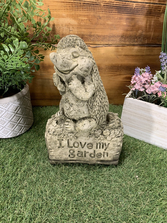 STONE GARDEN “I LOVE MY GARDEN” HEDGEHOG CUTE ORNAMENT